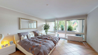 Schlafzimmer - Loftartige 2-Zimmer Wohnung mit 2 Loggien und 2 PKW-Stellplätzen in Neukölln