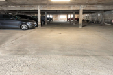 Tiefgarage - Loftartige 2-Zimmer Wohnung mit 2 Loggien und 2 PKW-Stellplätzen in Neukölln
