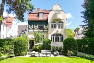 Herrschaftliche Villa mit Architektenanbau – Exklusives Mehrgenerationenanwesen in Schlachtensee, 14129 Berlin, Einfamilienhaus