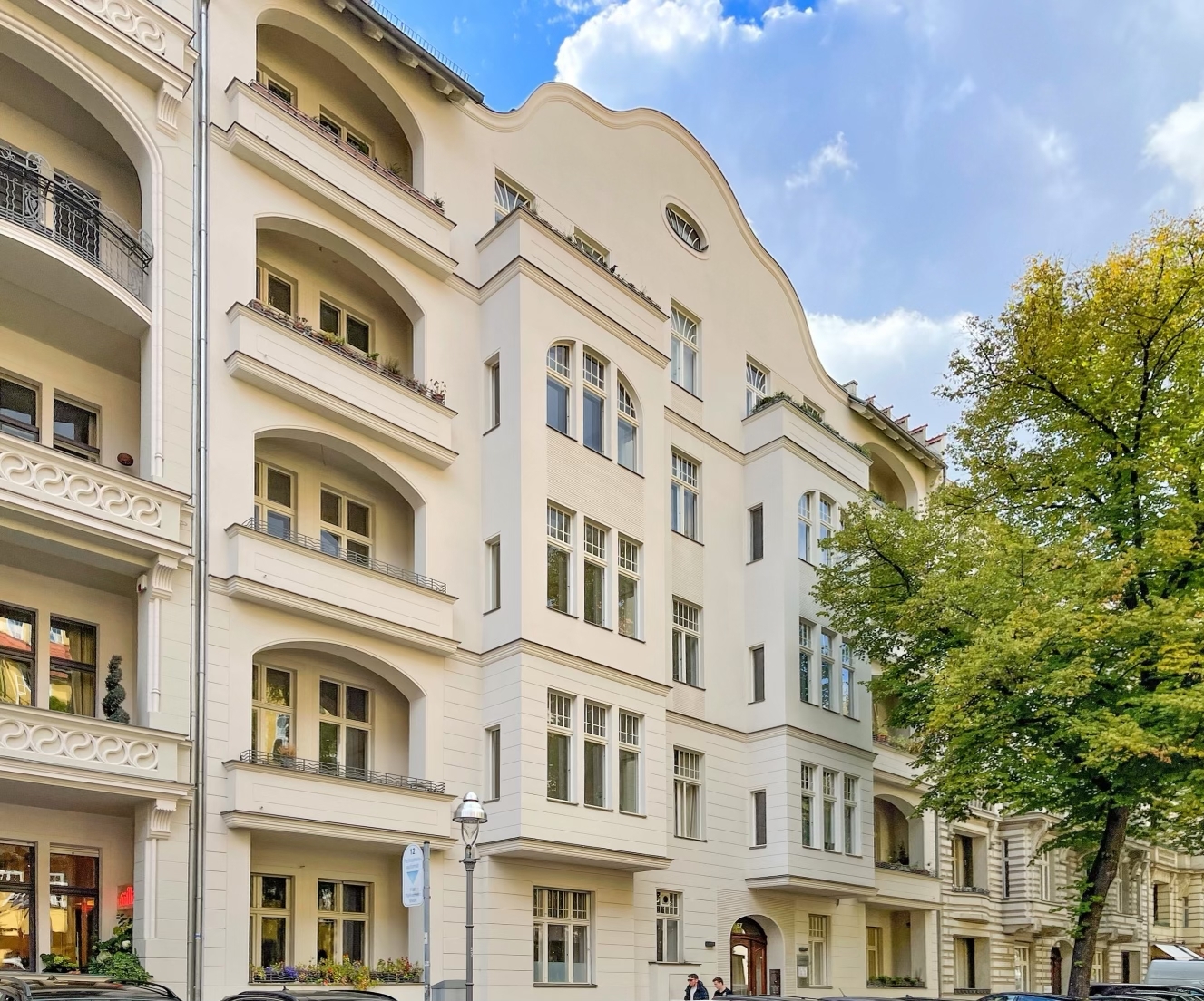 Wohngebäude/ Vorderhaus