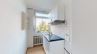 Bezugsfrei! Gepflegte Eigentumswohnung mit großem Balkon im grünen Berlin-Zehlendorf - Küche
