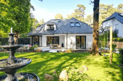 Wohnen auf höchstem Niveau in Kleinmachnow – Designvilla mit Spa, Kino und exklusivem Wohnkonzept, 14532 Kleinmachnow, Einfamilienhaus