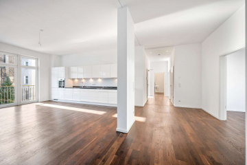 Großzügige 5-Zimmer-Wohnung mit Balkon – stilvolles Wohngefühl in der City West nahe Kurfürstendamm, 10629 Berlin, Etagenwohnung
