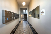 Hauseingang - Großzügige 5-Zimmer-Wohnung mit Balkon – stilvolles Wohngefühl in der City West nahe Kurfürstendamm