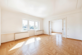Sanierungsbeispiel Wohnbereich - Mehrgenerationen-Traum: Zweifamilienhaus nahe Baumschulenweg mit Entwicklungsbedarf und Potenzial!