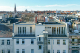 Penthouse Luftaufnahme - Rooftop-Terrasse und Fernsehturmblick: 4,5 Zimmer Dachgeschosswohnung im Winsviertel Prenzlauer Berg
