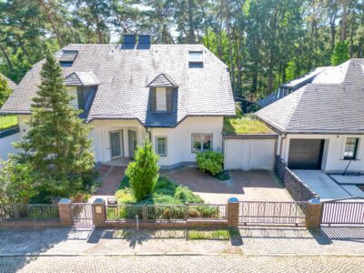 Bezugsfertige Doppelhaushälfte in ruhiger Lage mit Südgarten, Spa & Gestaltungspotenzial, 14532 Kleinmachnow, Doppelhaushälfte