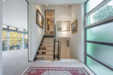 Treppenhaus - Dahlem Prestige Ensemble:Historische Altbauvilla mit modernem Erweiterungsbau und großzügigem Garten