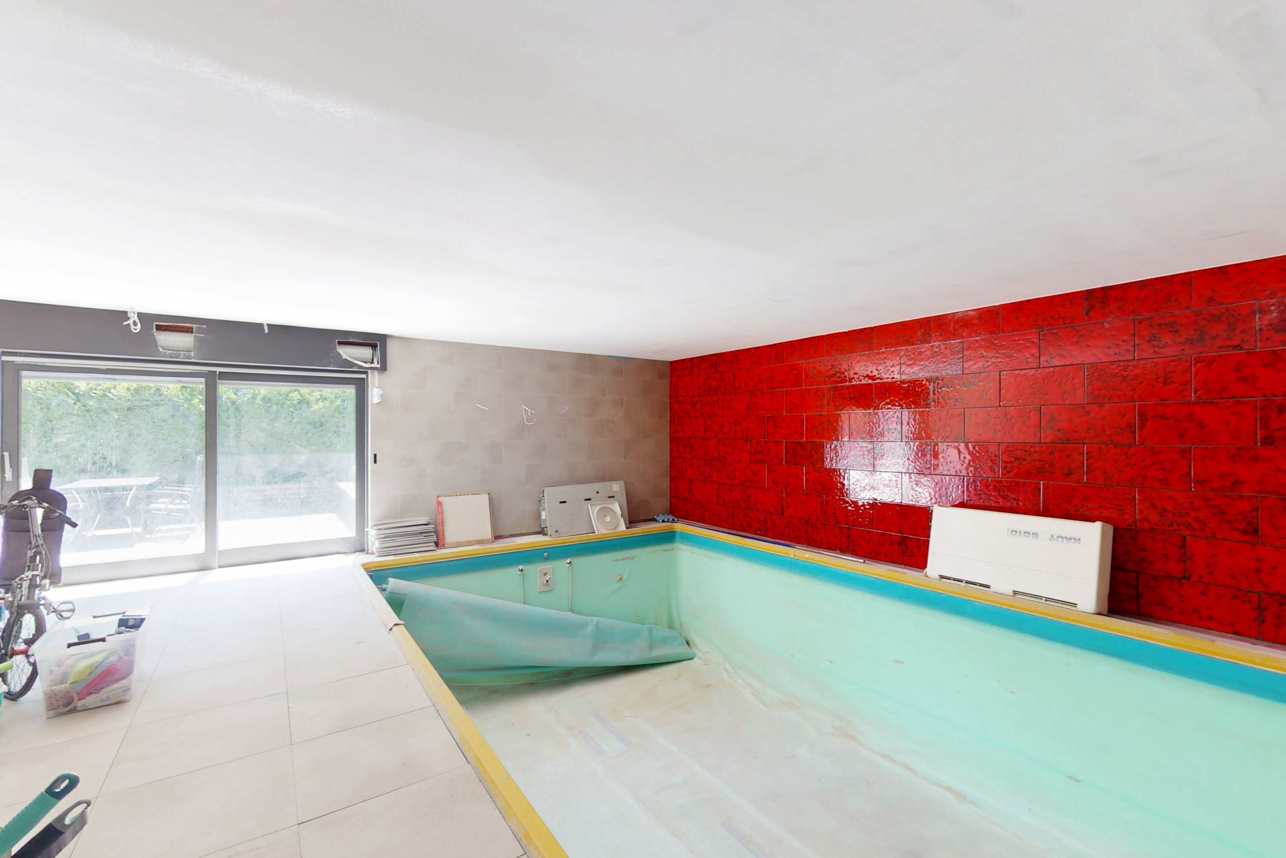 Poolbereich