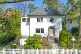 Wohnhaus - Exklusive Villenlage Nikolassee – Charaktervolles Einfamilienhaus mit Gartenidylle für die Familie