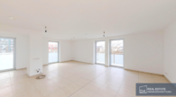 Wohnbereich mit offener Küche - Büro/Praxis in Berlin