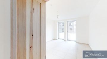 Erstbezug nach Sanierung: 2-Zimmer-Wohnung mit Einbauküche nach Ihren Wünschen + Südbalkon in Mitte, 10115 Berlin, Etagenwohnung